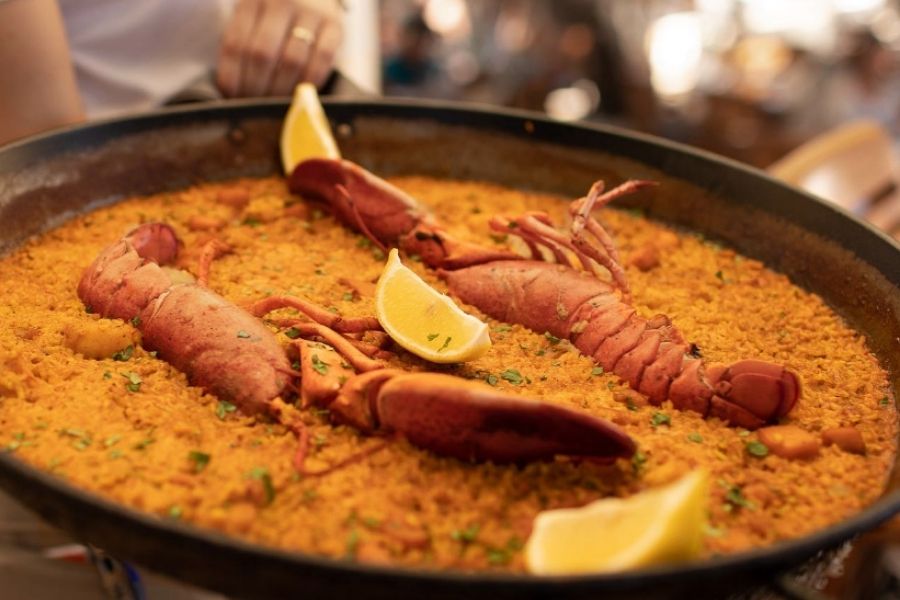 Pella de bogavante en Cala Bassa beach Club