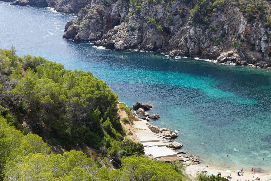 Calas de Ibiza que has de conocer
