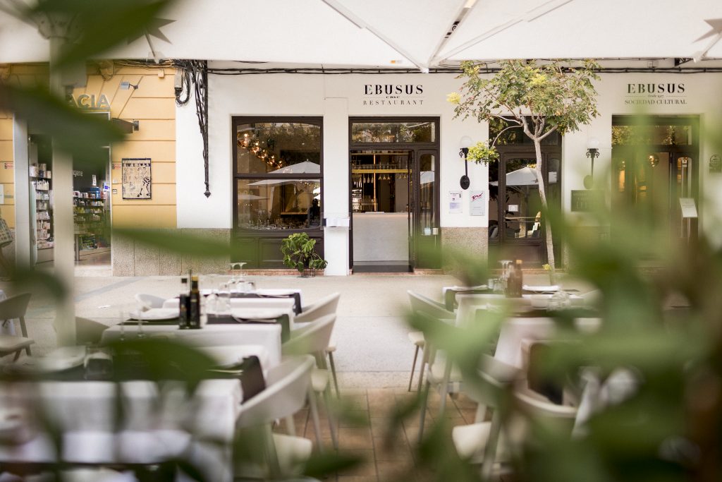 Terraza-Ebusus-Restaurant